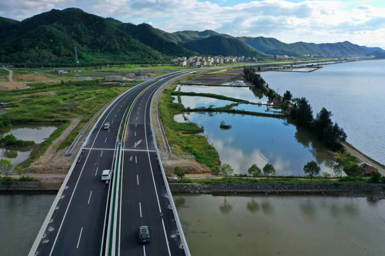 溫嶺澤國(guó)至玉環(huán)大麥嶼疏港公路工程（228國(guó)道）溫嶺段第三標(biāo)段